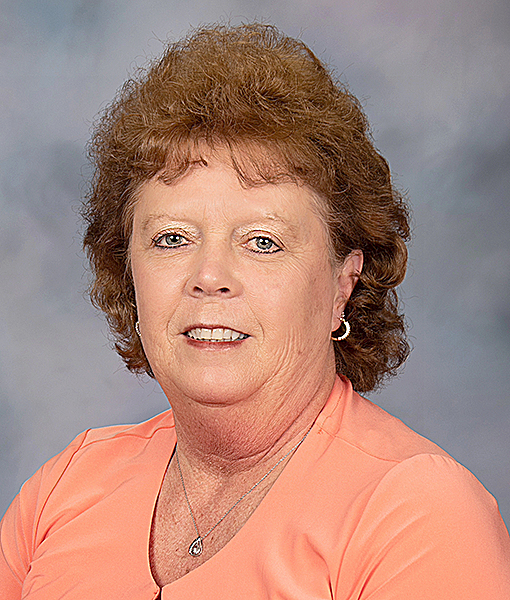 Summerfield retiring from Mountain Valley Bank News, Sports, Jobs